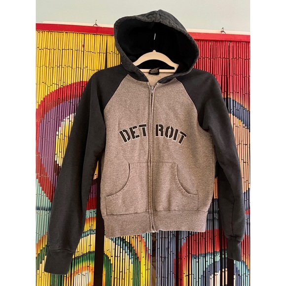 Vintage Embroidered ‘Made in Detroit’ Brand Zip-Up Hoodie - Picture 5 of 8